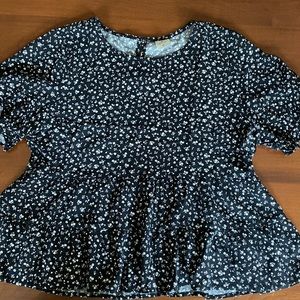 Paper crane short sleeve top size medium